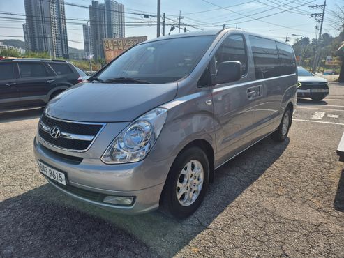 Hyundai Starex 3-Seater VAN CVX Luxury — пробег 51 562 км — фото 2 из 5