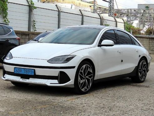 Hyundai Ioniq6 Long Range Exclusive + — пробег 129 719 км — фото 2 из 5