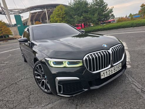 BMW 7-Series 740i M Sport — пробег 108 010 км — фото 2 из 5