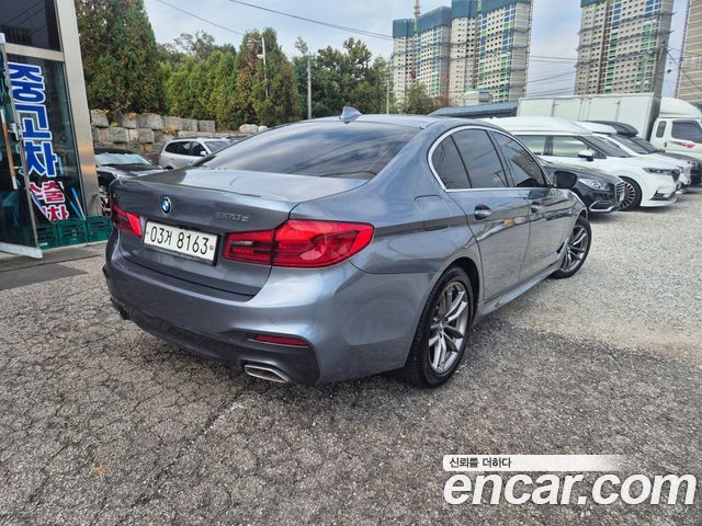 BMW 5-Series 520d xDrive M Sport Package Plus — пробег 80 644 км — фото 4 из 5