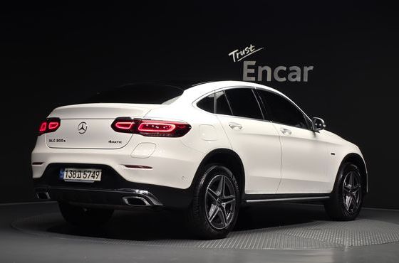 Mercedes-Benz GLC-Class GLC300e 4MATIC Coupe — пробег 102 119 км — фото 2 из 5