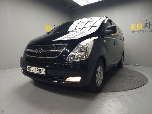 Hyundai Starex 5-Seater VAN CVX Premium — пробег 215 000 км — фото 1 из 5