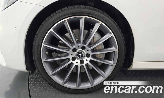 Mercedes-Benz E-Class E350 4MATIC AMG Line — пробег 94 969 км — фото 5 из 5