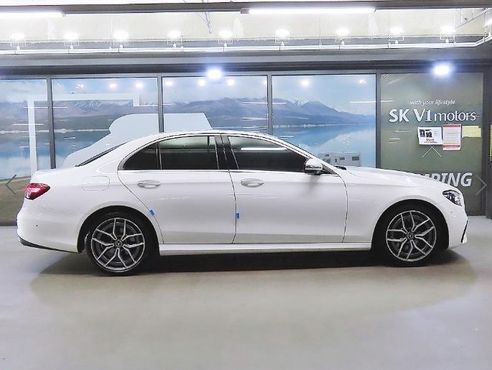 Mercedes-Benz E-Class E220d 4MATIC AMG Line — пробег 45 271 км — фото 3 из 5
