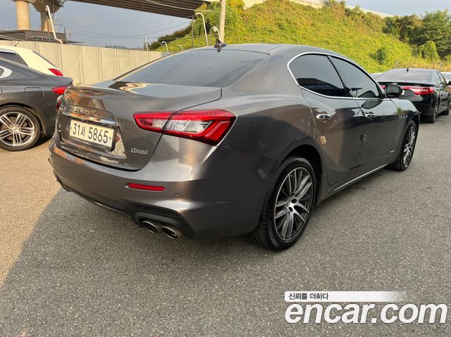 Maserati Ghibli 3.0 GranSport 3rd — пробег 120 164 км — фото 2 из 5