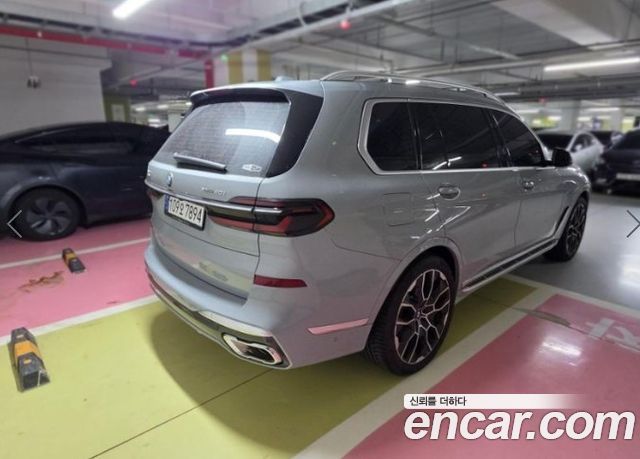 BMW X7 xDrive 40i M Sport 6STR — пробег 12 600 км — фото 3 из 5