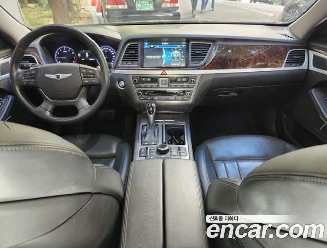 Hyundai Genesis из Кореи Encar