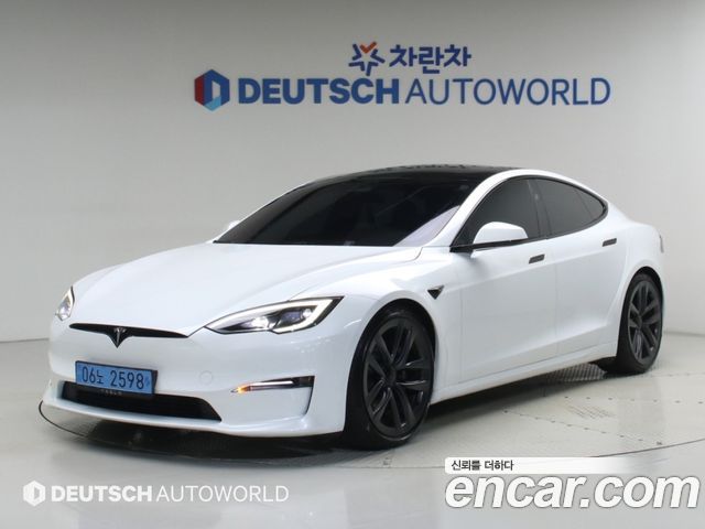 Tesla Model S AWD — пробег 31 000 км — фото 1 из 5