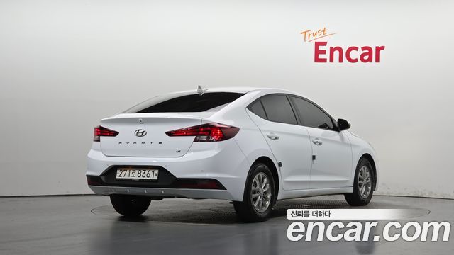 Hyundai AVANTE из Кореи Encar