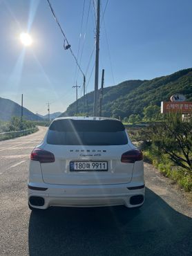 Porsche Cayenne 4.8 S 958 — пробег 183 000 км — фото 4 из 5