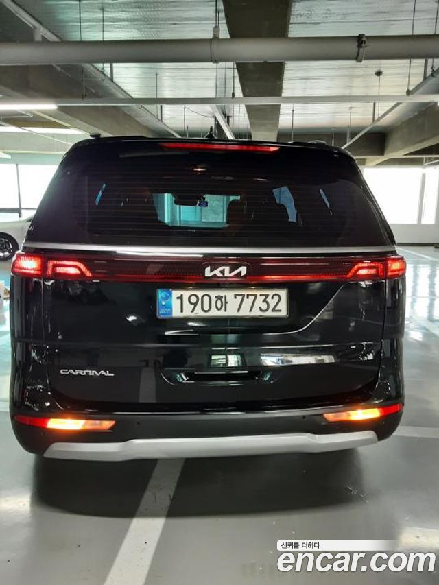 Kia Carnival Gasoline 9-Seater Prestige — пробег 48 803 км — фото 3 из 5