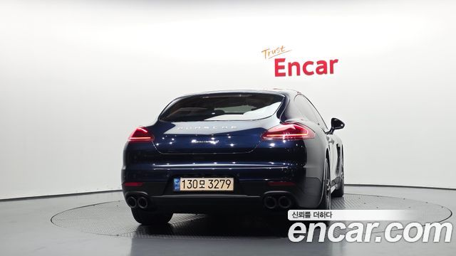 Porsche Panamera 3.6 AWD Edition 970 — пробег 79 190 км — фото 4 из 5