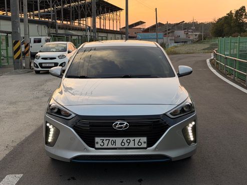 Hyundai Ioniq Q — пробег 58 800 км — фото 2 из 5