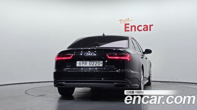 Audi A6 40 TFSI Quattro Sport C7 — пробег 233 577 км — фото 4 из 5