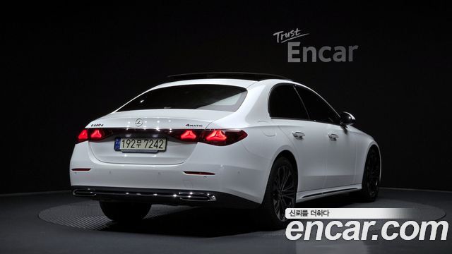 Mercedes-Benz E-Class из Кореи Encar