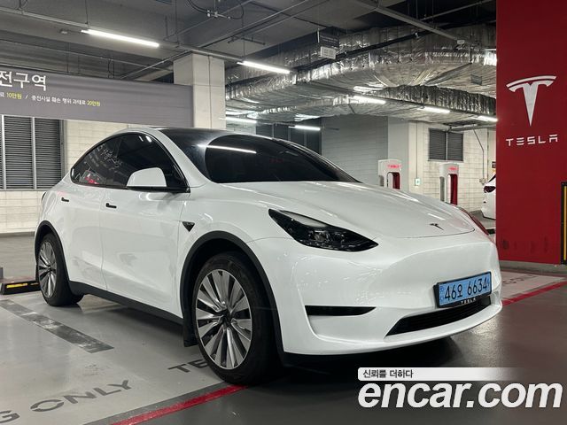 Tesla Model Y RWD — пробег 68 002 км — фото 1 из 5