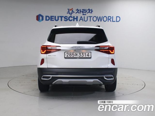 Kia Seltos из Кореи Encar