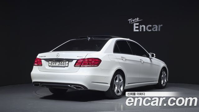 Mercedes-Benz E-Class E250 CDI 4MATIC — пробег 144 095 км — фото 2 из 5