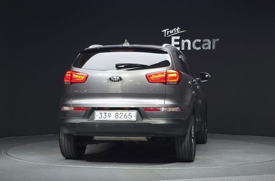 Kia Sportage Diesel 2WD Prestige — пробег 121 877 км — фото 4 из 5