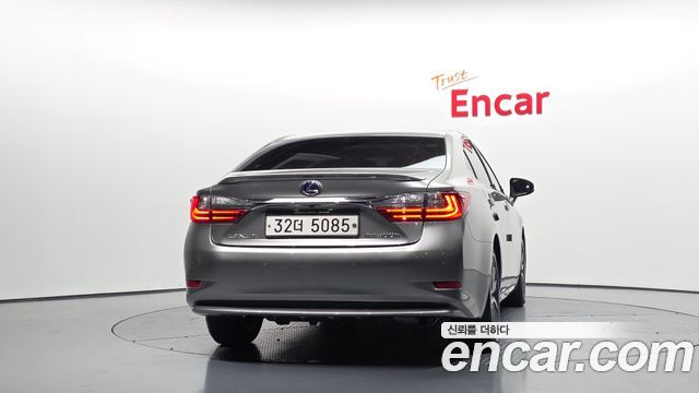 Lexus ES Supreme XV60 — пробег 91 736 км — фото 4 из 5