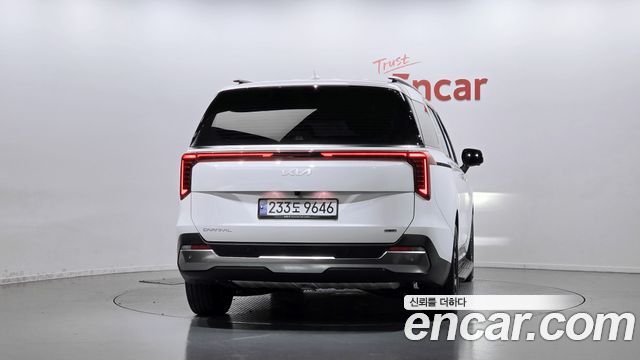 Kia Carnival из Кореи Encar