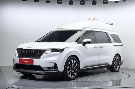 Kia Carnival Gasoline 9-Seater Hi-Limousine Signature — пробег 42 297 км — фото 1 из 5