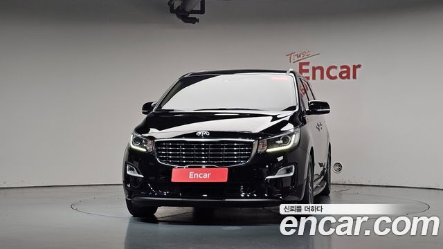 Kia Carnival 11-Seater Prestige — пробег 110 271 км — фото 3 из 5