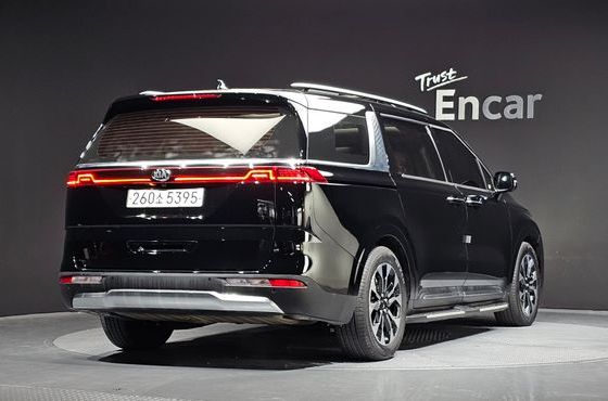 Kia Carnival Gasoline 9-Seater Signature — пробег 86 286 км — фото 2 из 5