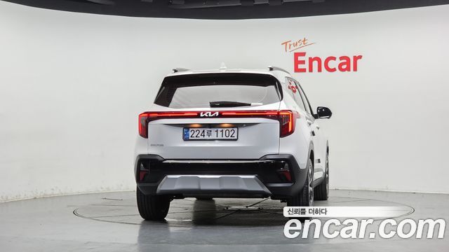 Kia Seltos из Кореи Encar