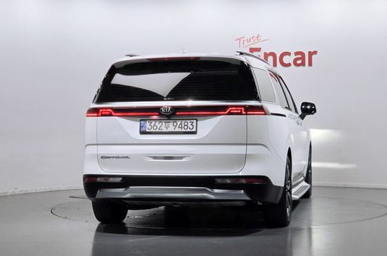 Kia Carnival Diesel 9-Seater Signature — пробег 114 772 км — фото 4 из 5