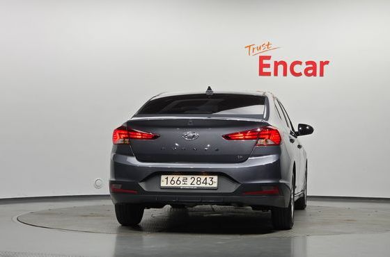 Hyundai AVANTE 1.6 Smart — пробег 115 008 км — фото 4 из 5
