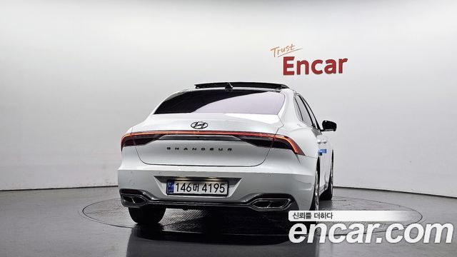 Hyundai Grandeur из Кореи Encar
