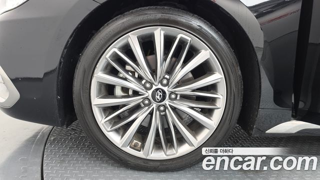 Hyundai Grandeur из Кореи Encar