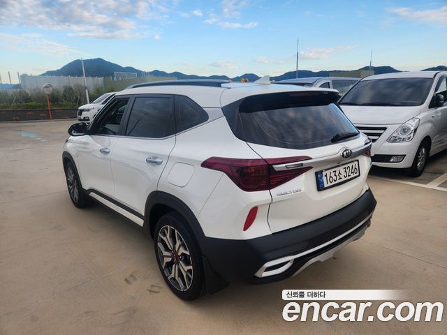 Kia Seltos из Кореи Encar