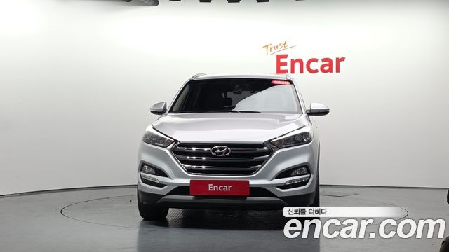 Hyundai Tucson Diesel 2.0 2WD Premium — пробег 33 910 км — фото 3 из 5