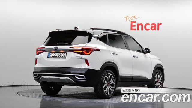 Kia Seltos из Кореи Encar