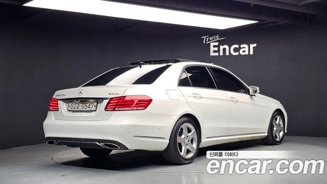 Mercedes-Benz E-Class из Кореи Encar