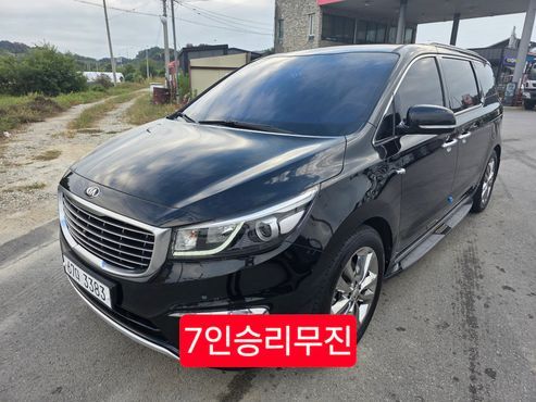Kia Carnival 7-seater Limousine President — пробег 104 685 км — фото 1 из 5
