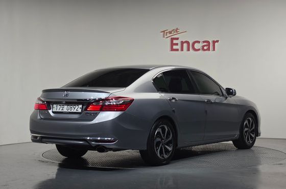 Honda Accord 2.4 9th — пробег 95 099 км — фото 2 из 5