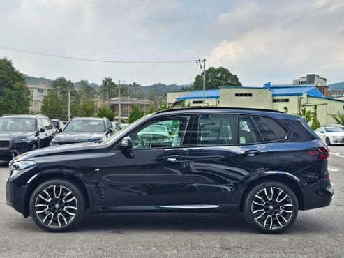 BMW X5 xDrive 30d M Sport — пробег 1 200 км — фото 4 из 5