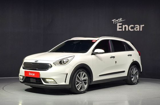 Kia Niro Noblesse — пробег 105 770 км — фото 1 из 5