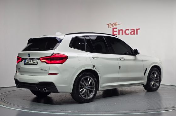 BMW X3 xDrive 30e M Sport — пробег 61 248 км — фото 2 из 5
