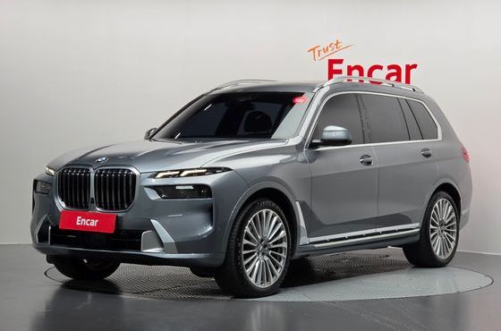 BMW X7 xDrive 40i Design Pure Excellence 6-Seater — пробег 57 782 км — фото 1 из 5