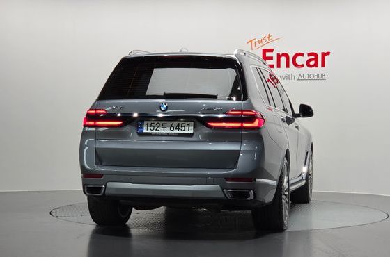 BMW X7 xDrive 40i Design Pure Excellence 6-Seater — пробег 57 782 км — фото 4 из 5