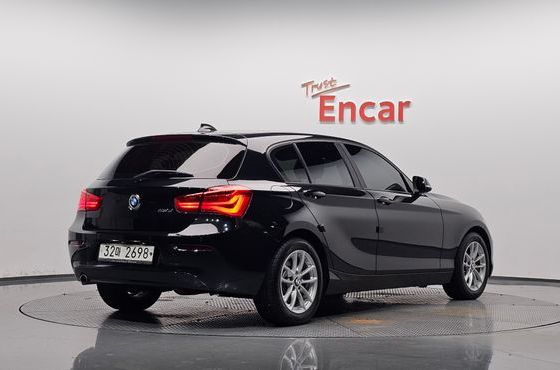 BMW 1-Series 118d JOY 5DOOR — пробег 74 704 км — фото 2 из 5