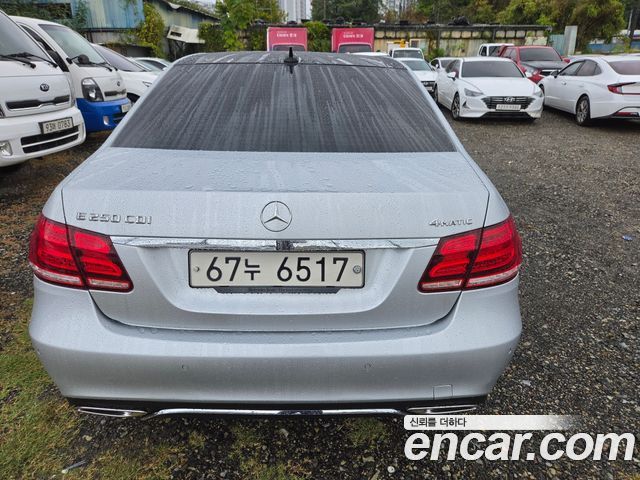 Mercedes-Benz E-Class E250 CDI 4MATIC — пробег 390 000 км — фото 4 из 5