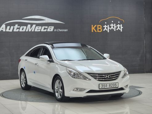 Hyundai Sonata CVVL Premier — пробег 122 038 км — фото 3 из 5