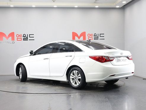 Hyundai Sonata CVVL Luxury — пробег 80 466 км — фото 4 из 5