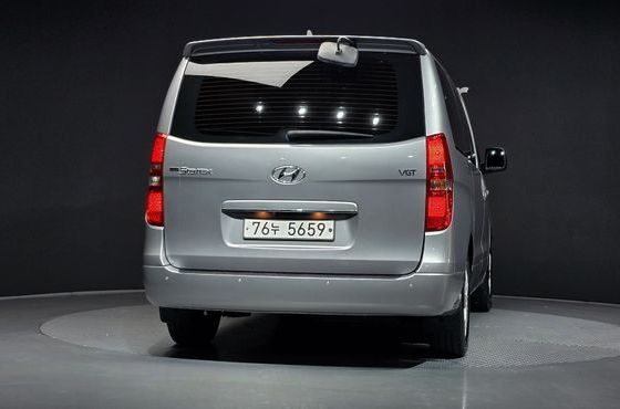 Hyundai Starex Wagon 12-Seater Modern — пробег 146 497 км — фото 4 из 5