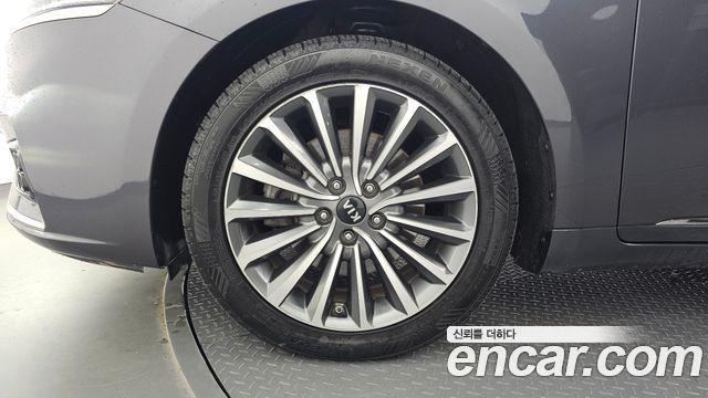 Kia K7 из Кореи Encar